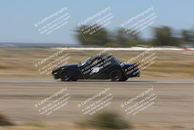 media/Oct-04-2025-OnGrid (Sat) [[44bd565ffa]]/Pink Group/Grapevine/